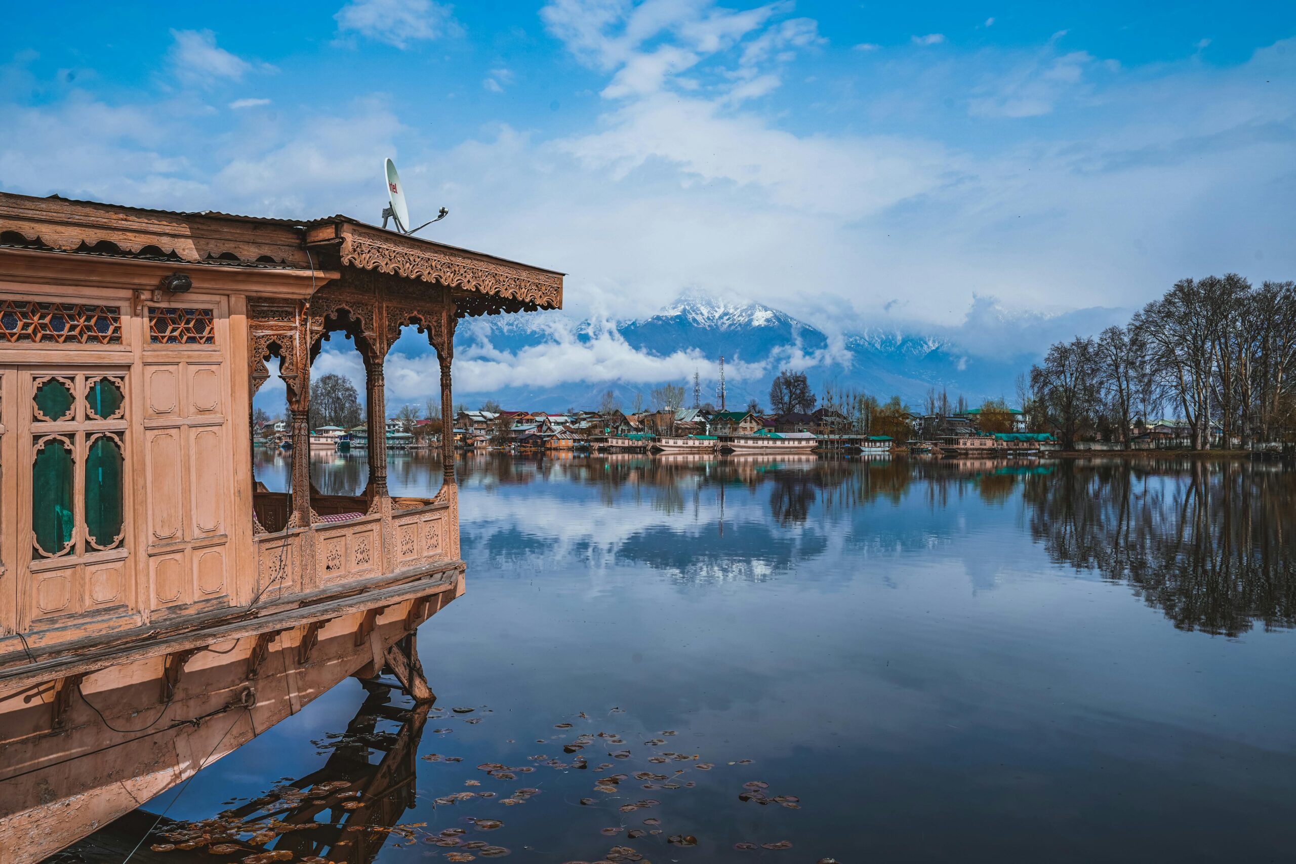 srinagar boating